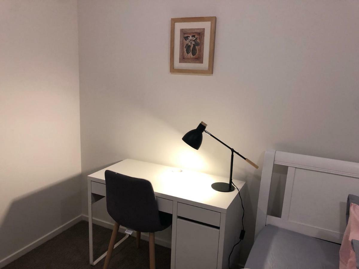 Apple House Tarneit North Appartamento Esterno foto