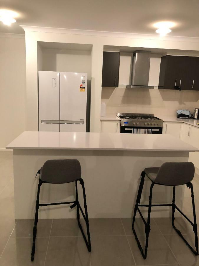 Apple House Tarneit North Appartamento Esterno foto