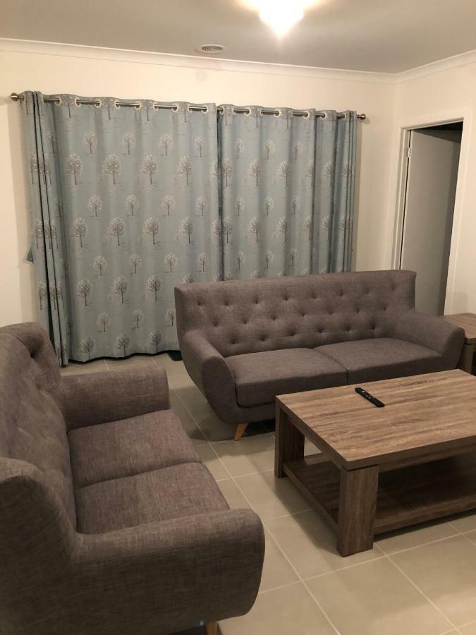 Apple House Tarneit North Appartamento Esterno foto